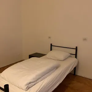 Hostel To Be Krakow
